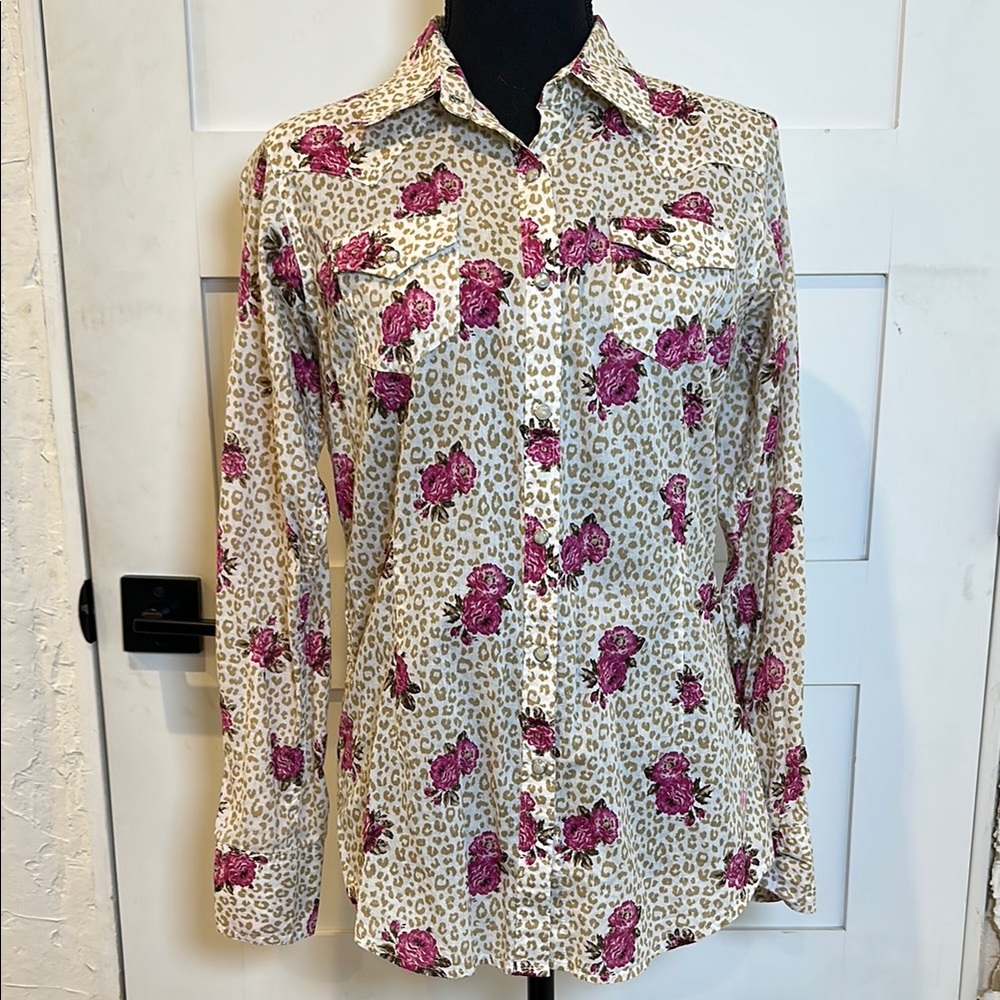 Ariat Western Floral Leopard Print Button-Up Shirt